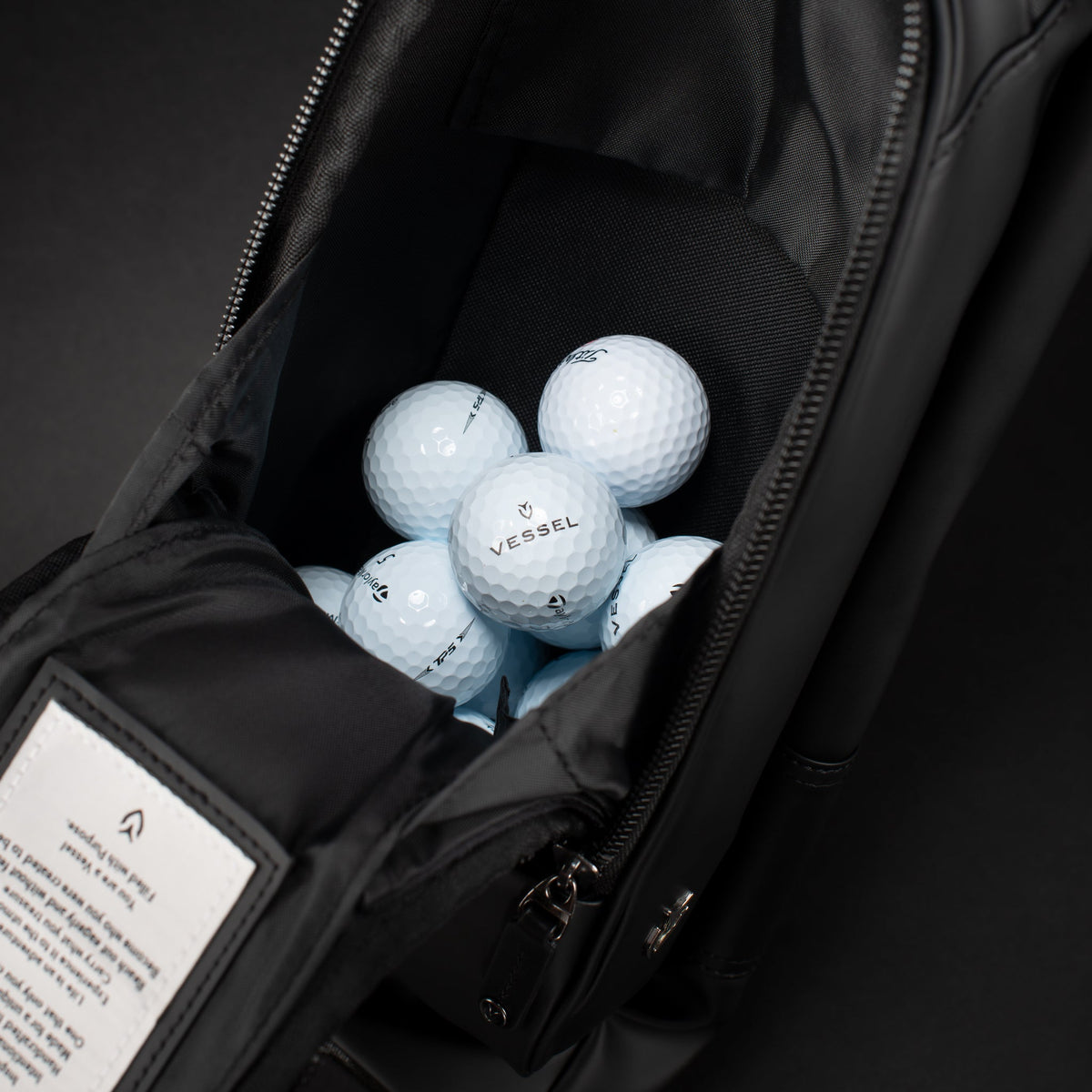 Přihrádka na golfové míčky