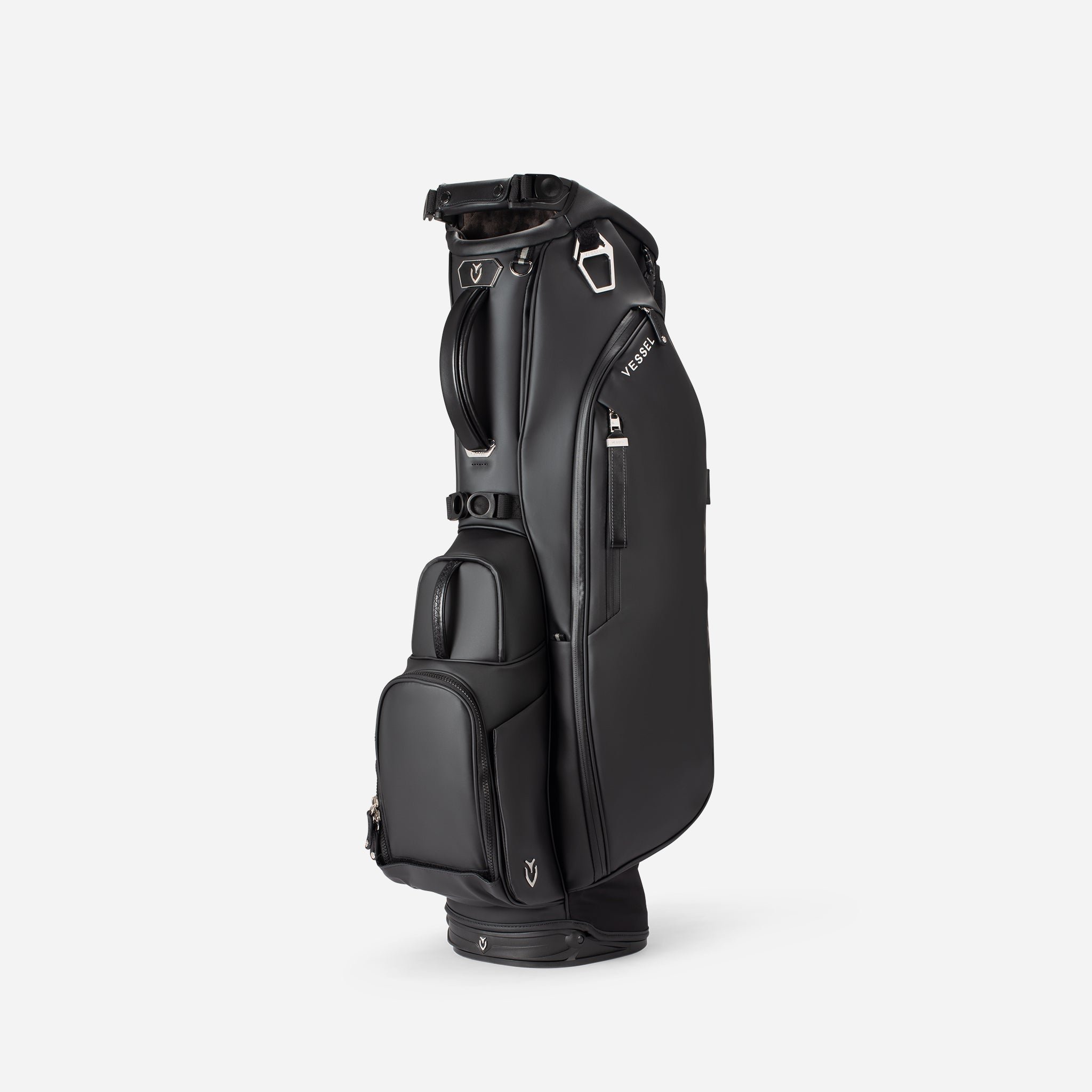 Player V Stand – Vessel Golf Germany