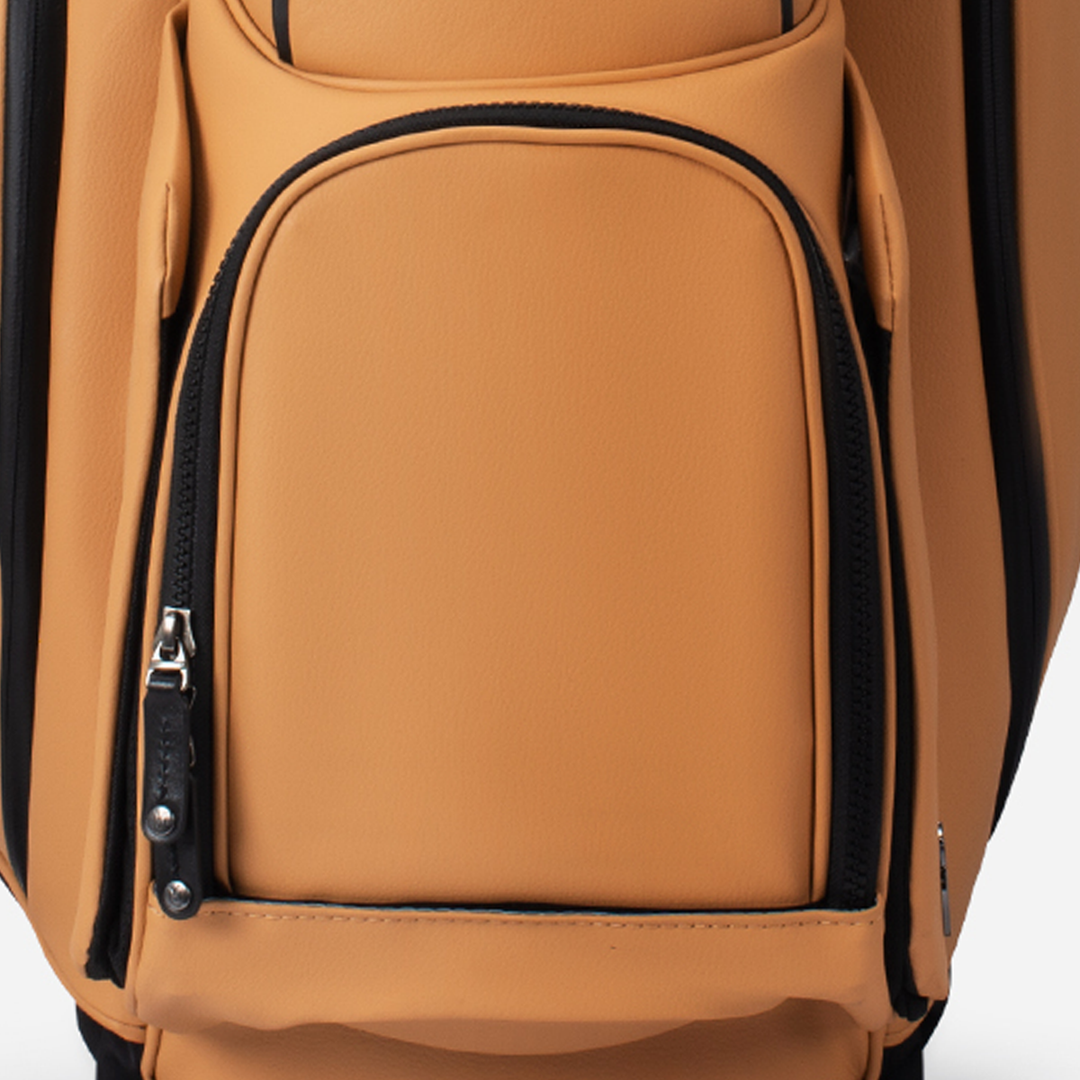 Player VI Standbag - Iron Brew