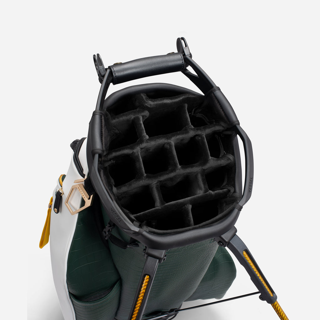 Player V Pro Standbag - Season Opener